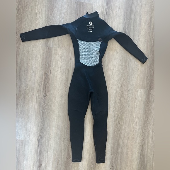 SISSTREVOLUTION 7 SEAS 4/3 CHEST ZIP FULL WETSUIT BLACK - SIZE 2 - Picture 6 of 6